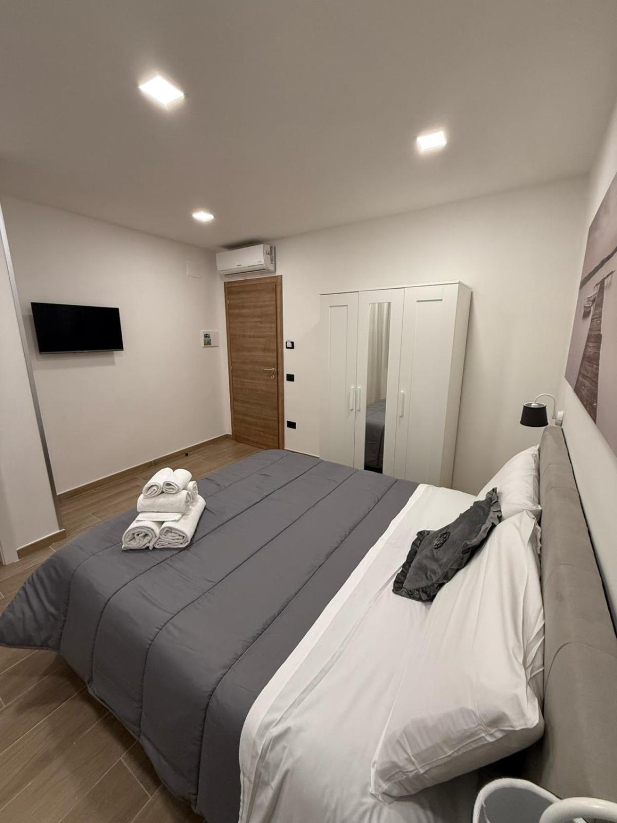 Residenza Trinita Napoli